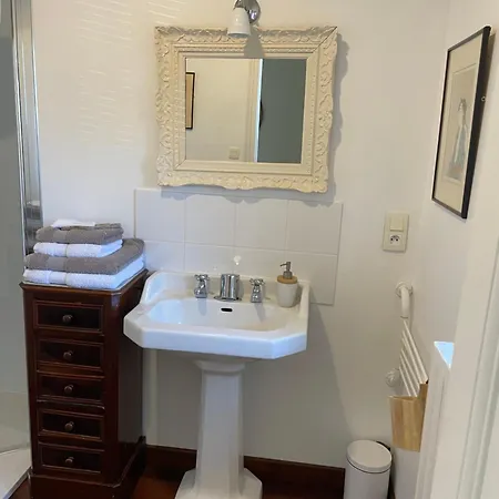 Bed & Breakfast Ferme De Maillezais 3*